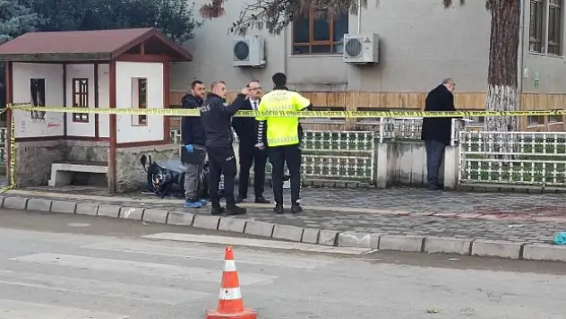 Motosiklet sürücüsü hayatını kaybetti