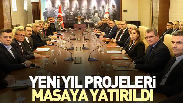 Yeni yıl projeleri masaya yatırıldı