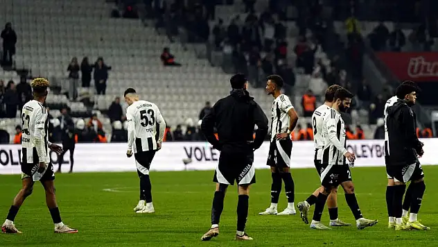 Beşiktaş, ilk yarılarda Alanyaspor'u yenemiyor