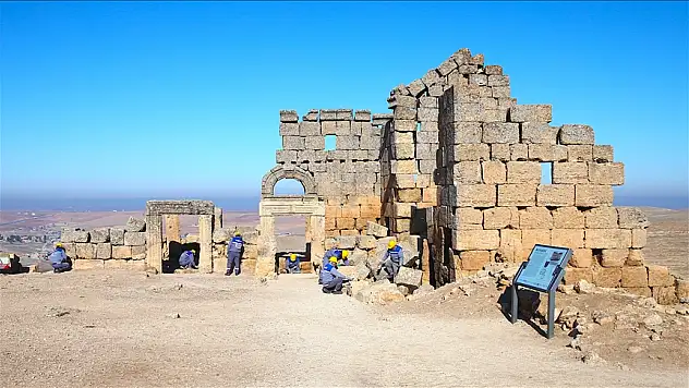 3000 yıllık kalede kazılarla yer altındaki şehre ulaşılacak