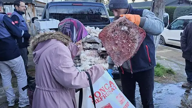 İhtiyaç sahiplerine ücretsiz kalkan dağıtıldı