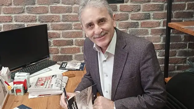 'Yılın yazarı' ödülüne layık görüldü