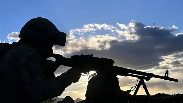 9 PKK/YPG'li terörist etkisiz hale getirildi