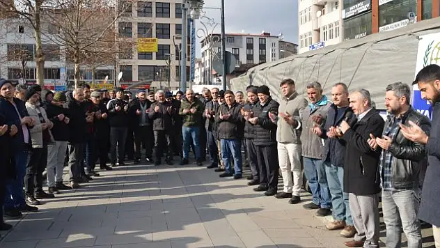 Suriye'ye 600 çuval un desteği