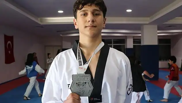 Zirve hedefiyle çalışıyor