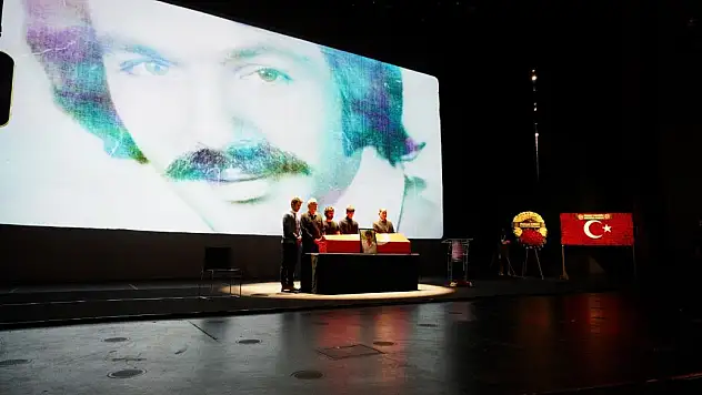 Ferdi Tayfur için AKM'de tören düzenlendi