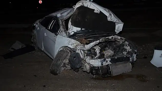 Otomobil takla attı, sürücü bulunamadı