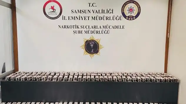 Yunus polislerinden kaçan araçtan 39 bin 88 adet uyuşturucu hap çıktı