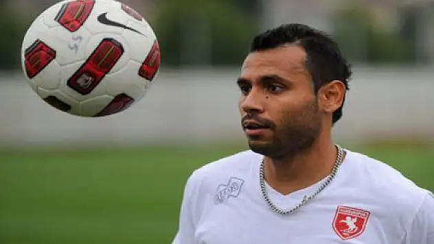 Samsunspor, Dominguez ile sözleşmesini fesh etti