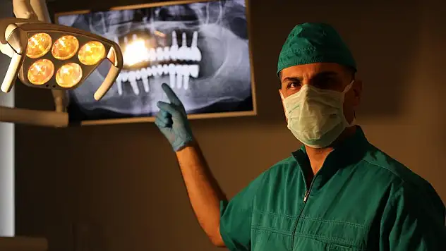 'Telefonlar çenenizi, bilgisayarlar dişlerinizi tehdit ediyor'