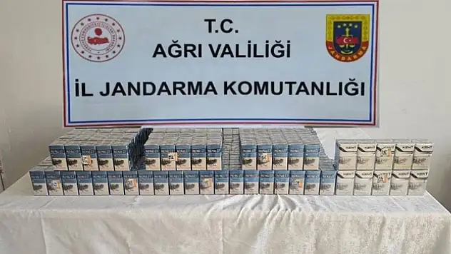 Bin 390 paket kaçak sigara yakalandı