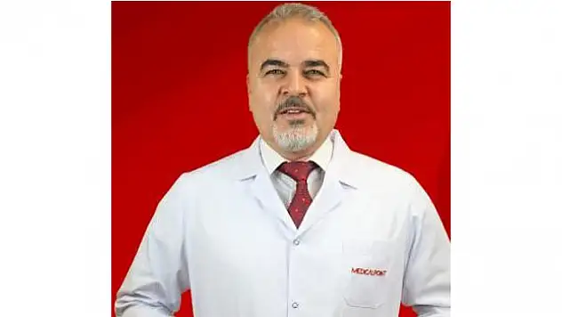 Doç. Dr. Zeytun'dan akut skrotum uyarısı