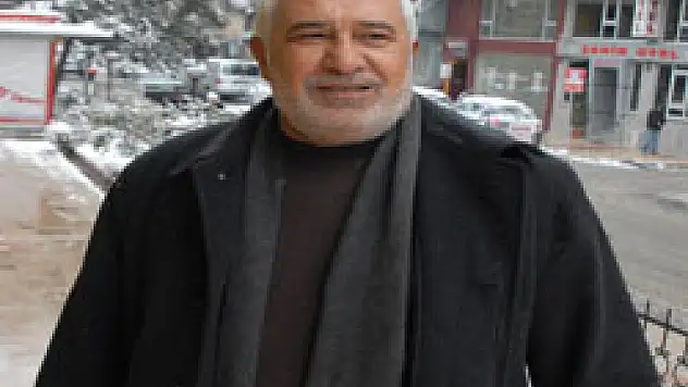 Teknik direktörü bıçaklayan Yeşilova yargılanıyor