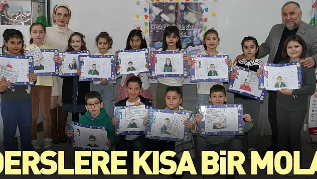 ÇARŞAMBA'DA ÖĞRENCİLERİN KARNE HEYECANI