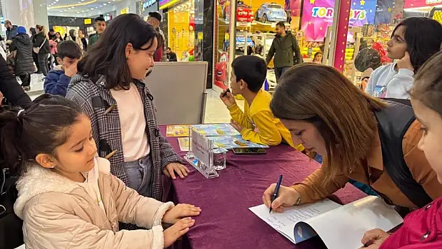 Mardian Mall AVM'de imza günü