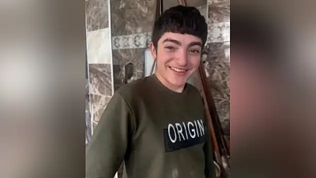 Futbol maçında kalp krizi geçirdi