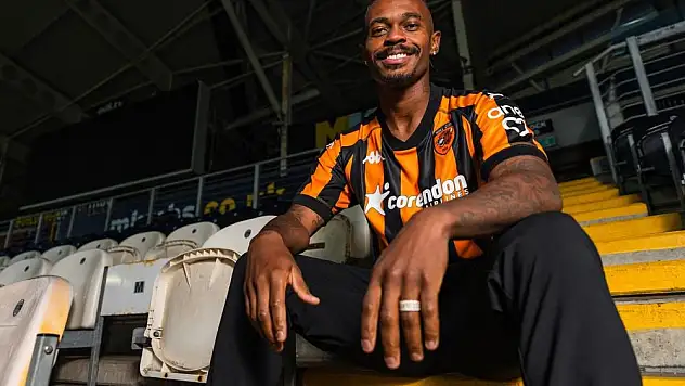 Lincoln Henrique, Hull City'ye kiralandı