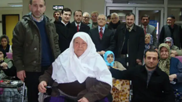 Din görevlileri Yaşlıların kandilini kutladı