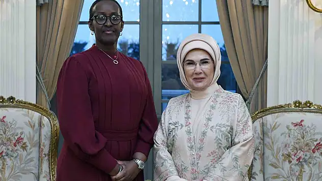 Emine Erdoğan, Ruanda Cumhurbaşkanı'nın eşi Jeannette Kagame ile buluştu