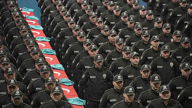 388 gece bekçisi yemin etti