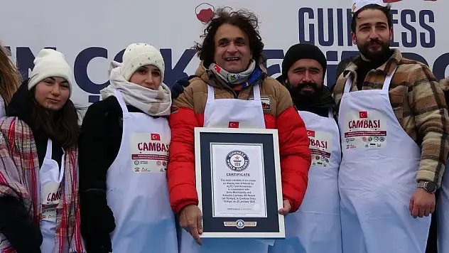 1.301 dondurma ile 'Guinness' rekorunu kırıldı