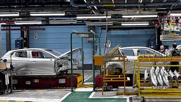 Otomobildeki liderliğini sürdürdü