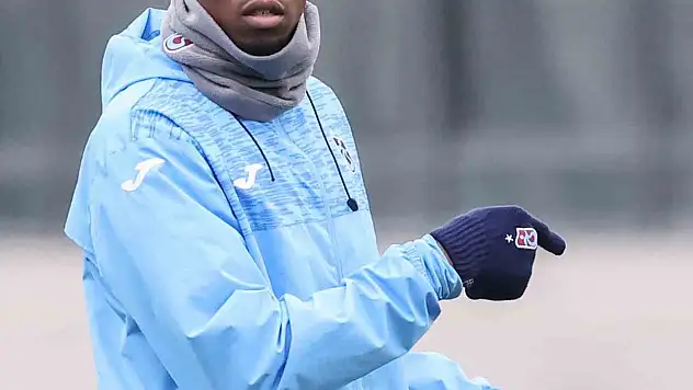 Simon Banza, ligin en verimli yabancısı