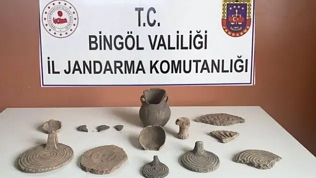14 adet tarihi eser niteliği bulunan çömlek ele geçirildi