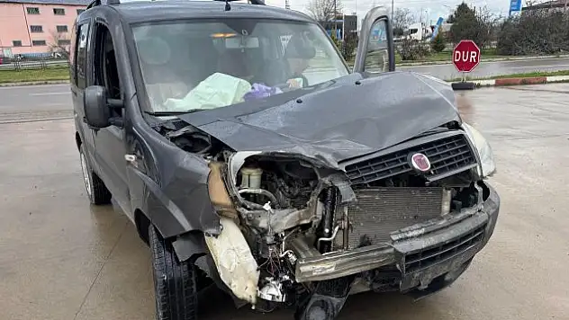 Trafik kazasında 3 yaralı