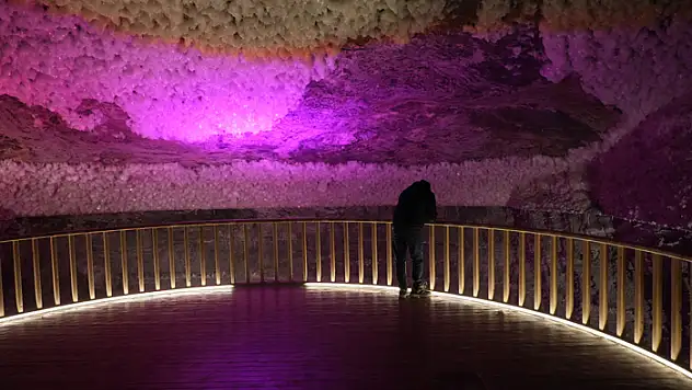 Tuz Mağaraları misafirlerini ağırlıyor