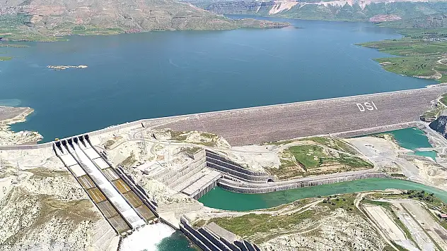 Siirt'te Prof. Dr. Veysel Eroğlu Baraj Gölü avcılık yoluyla istihsal hakkı kiraya verilecek