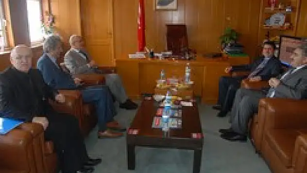 Başkan Yılmaz'dan Öztürk ve Cora'ya ziyaret