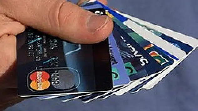 Banka kartlarıyla bir yılda 546 milyar TL harcadık