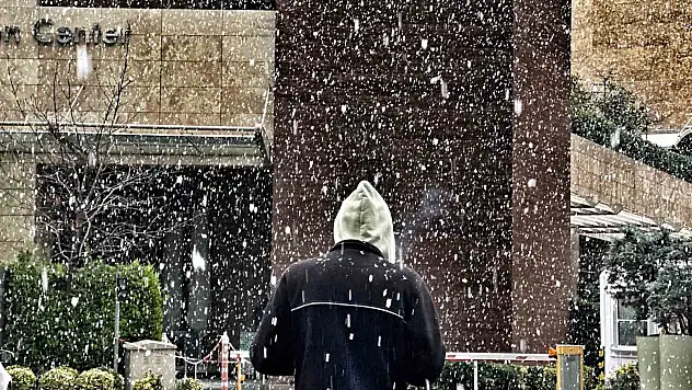 İstanbul'da kar yağışı etkili olmaya başladı