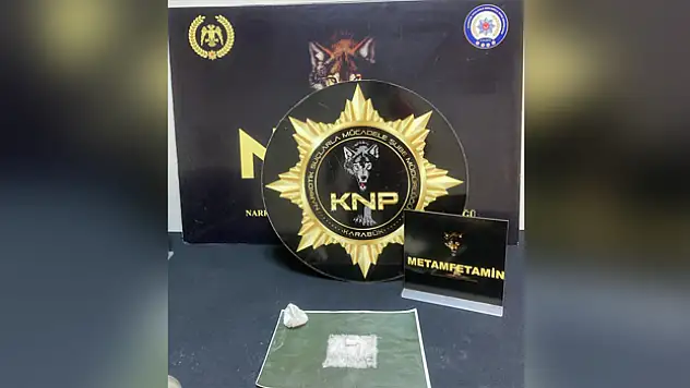 UYUŞTURUCUYLA YAKALANDI