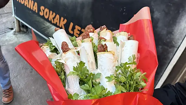 Çiçek değil kebap buketi