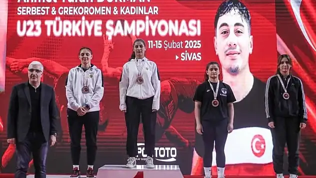 Kozanlı güreşçi Türkiye şampişonu oldu