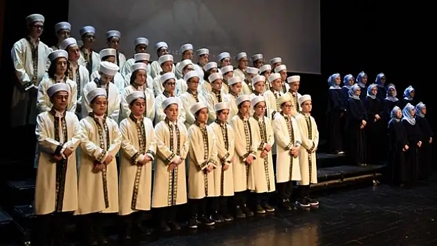 Ortaokul öğrencileri hafızlık eğitimini tamamladı