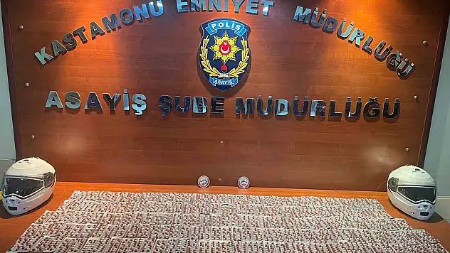 Polis ekiplerinin 'dur' ihtarına uymayan sürücü uyuşturucu ile yakalandı