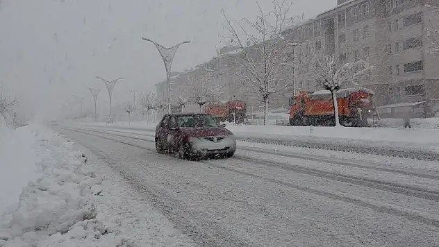 Bitlis'te eğitime ara