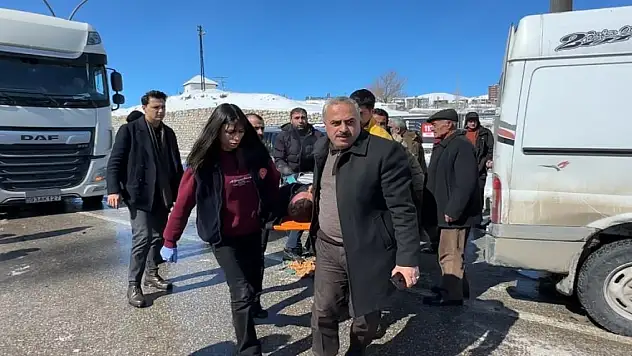 Yüksekova'da trafik kazası