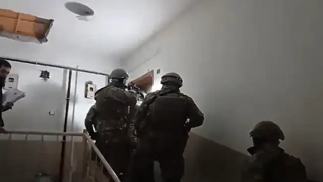 Çeşitli suçlardan aranan 8 kişi yakalandı