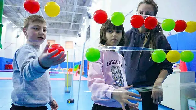 Özel bireyler özel spor yapmanın keyfini Tepebaşı'nda yaşıyor