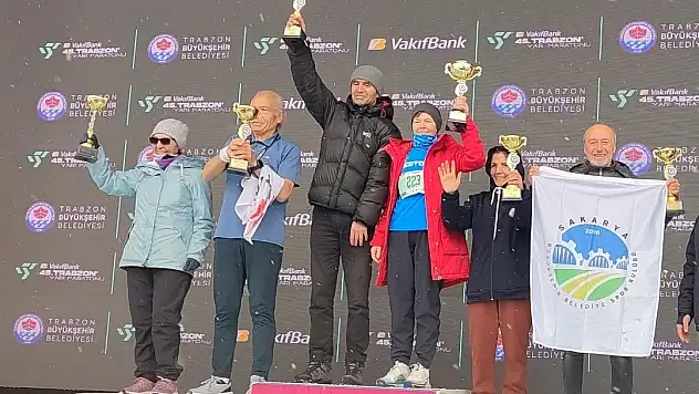 Sakarya Büyükşehir sporcuları Trabzon'dan dereceyle döndü