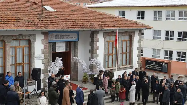 Bilim ve sanat atölyesine dönüştürüldü