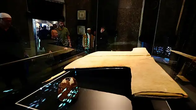 Hırka-i Şerif, 7 Mart'ta ziyaretçilerle buluşturulacak