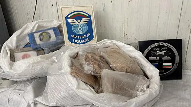 Türk gençlerini zehirleyeceklerdi