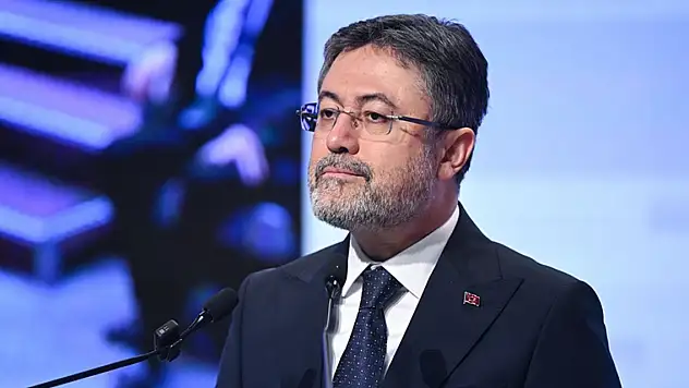 Çiftçiye 'pestisit' eğitimi veriliyor