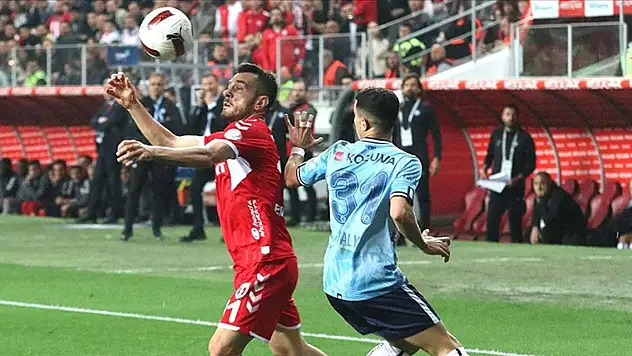 Adana Demirspor, Süper Lig'de yarın Samsunspor'a konuk olacak