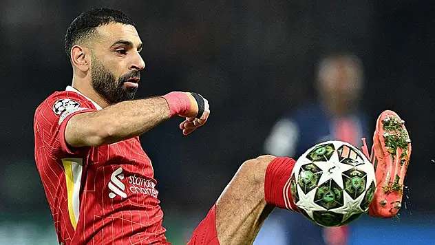 Salah'ın taşıdığı Liverpool, Premier Lig'in zirvesinde yalnız kaldı